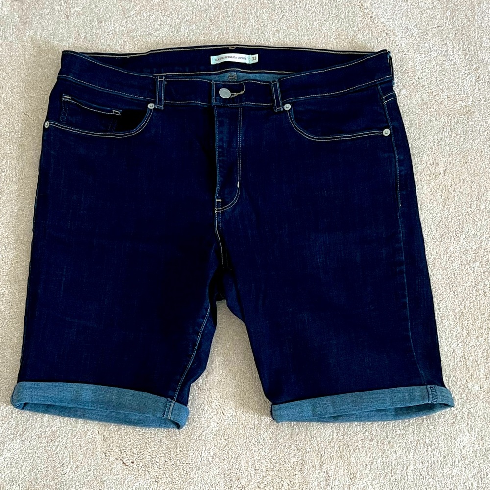 Levi Bermuda Shorts